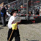 1124