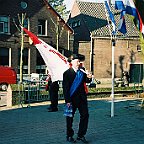 F1010002