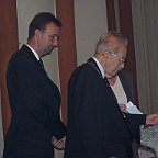 100 7643